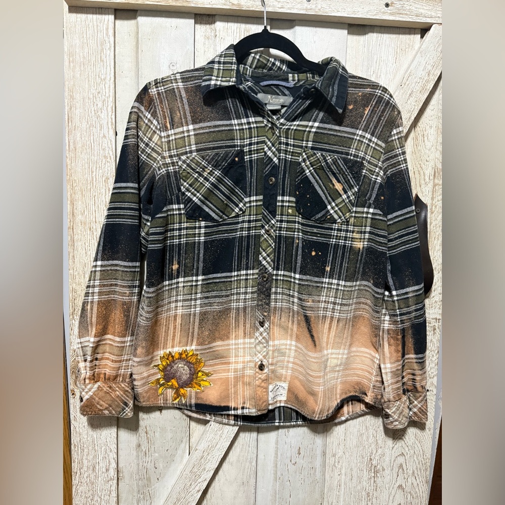 Upcycled Bleached Crow Flannel SZ: S - Picture 2 of 3